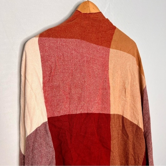 Plaid Color-Block Cozy Autumn Fringed Draped Shawl. One Size Fits All. - Picture 7 of 9